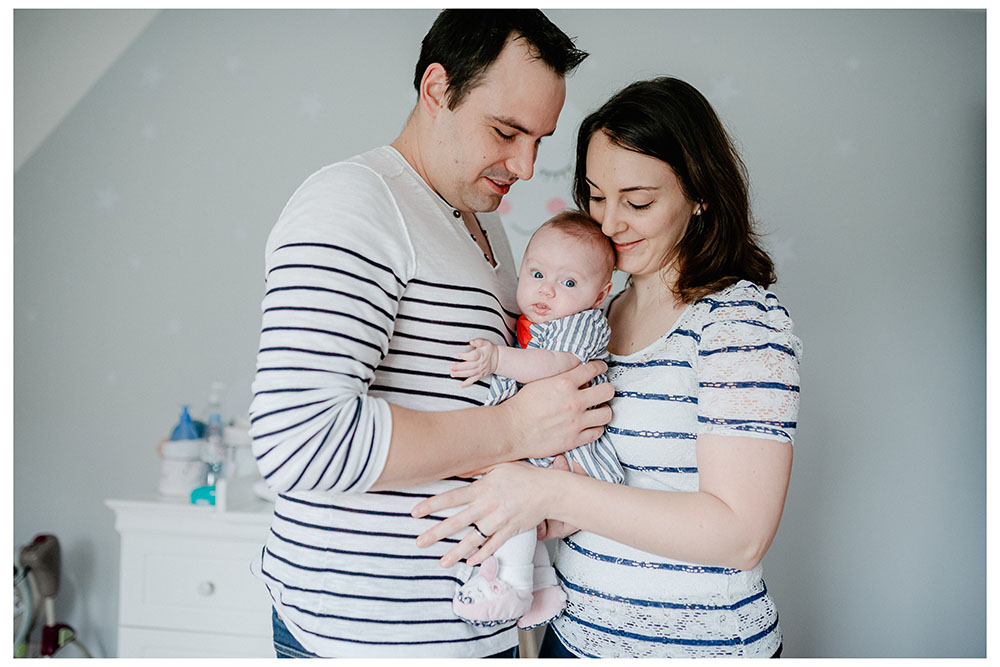 Séance bébé 3 mois à domicile - Alice - Myriam Ravoni Photographe Famille